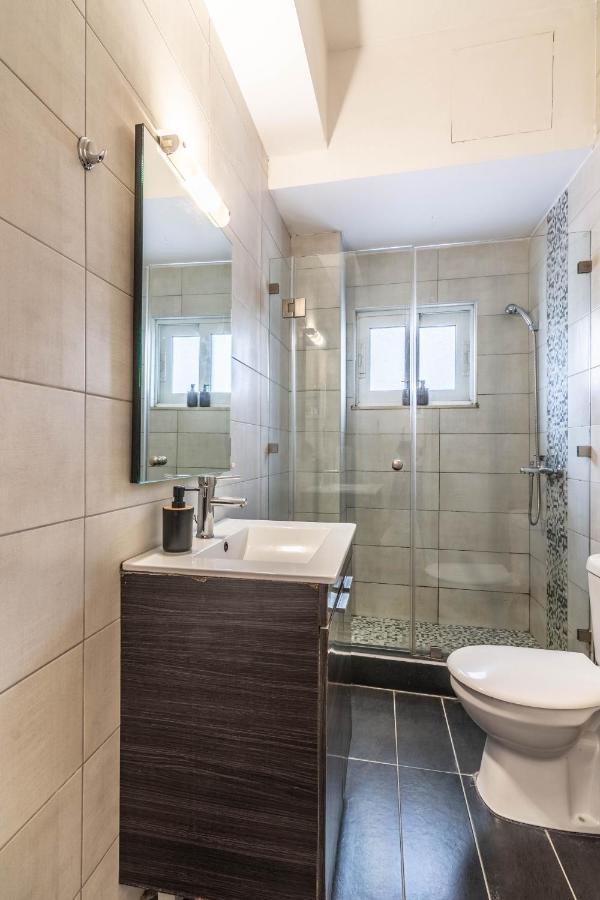 Aris Neos Kosmos Apartment Athena Bagian luar foto